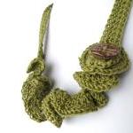 Crochet Necklace. Olive Green, Spring Summer..